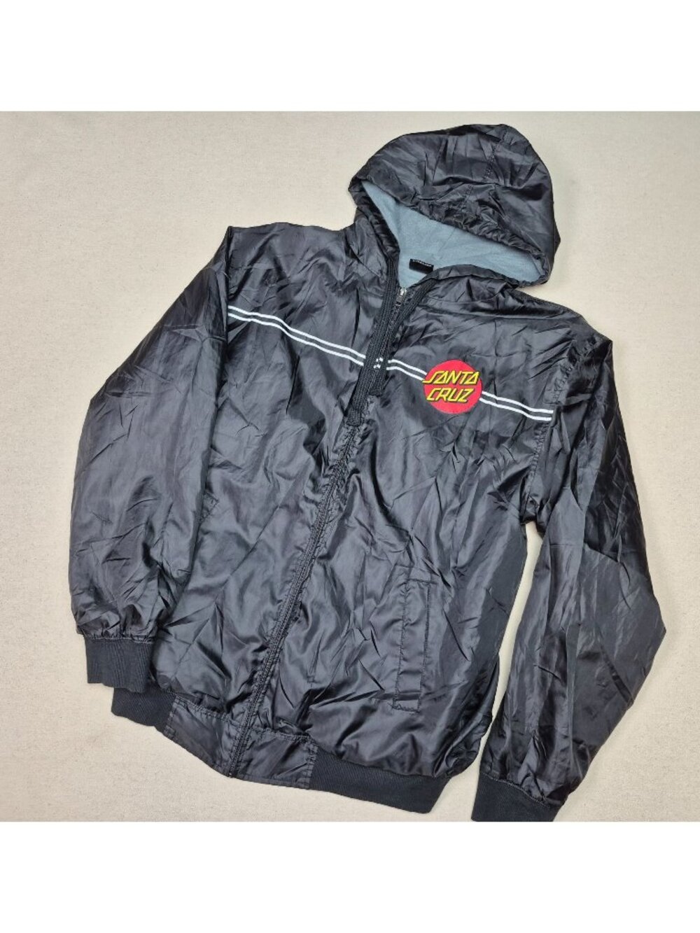 Santa Cruz Skateboards Men's Black/Red Full Zip Hooded Windbreaker Jacket Sz L